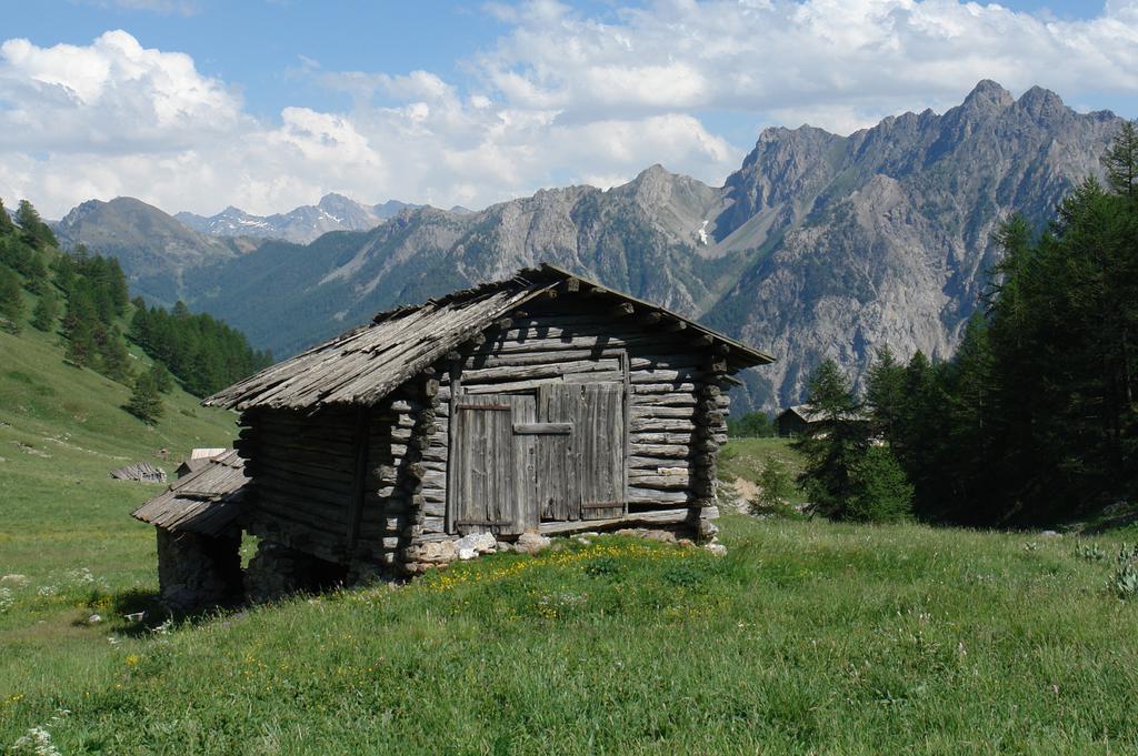 Le Relais Des Vaudois Freissinieres Exterior photo