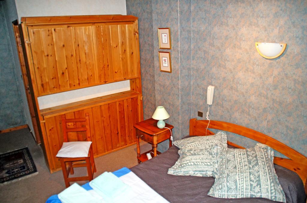 Le Relais Des Vaudois Freissinieres Room photo
