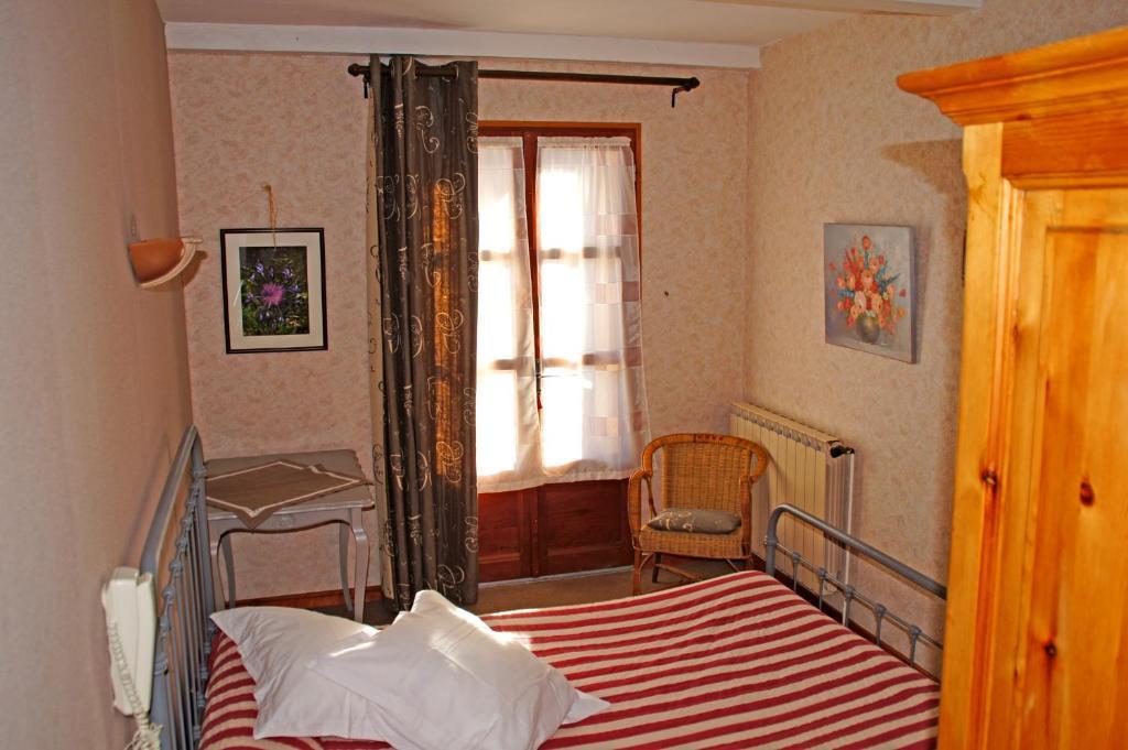 Le Relais Des Vaudois Freissinieres Room photo